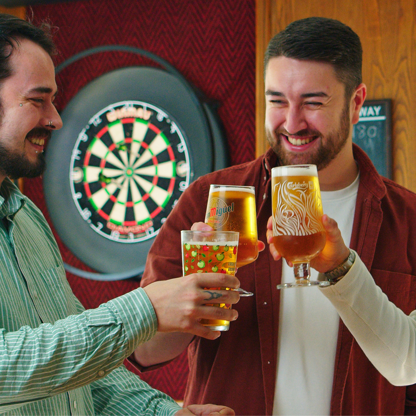 Raise a glass This Father's Day at The Coach & Horses in Wheaton Aston!